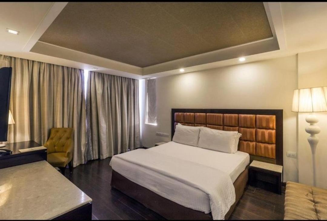 Madhuban Hotel , Nowe Delhi Zewnętrze zdjęcie