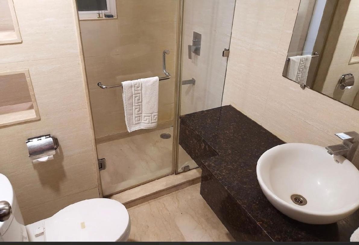 Madhuban Hotel , Nowe Delhi Zewnętrze zdjęcie