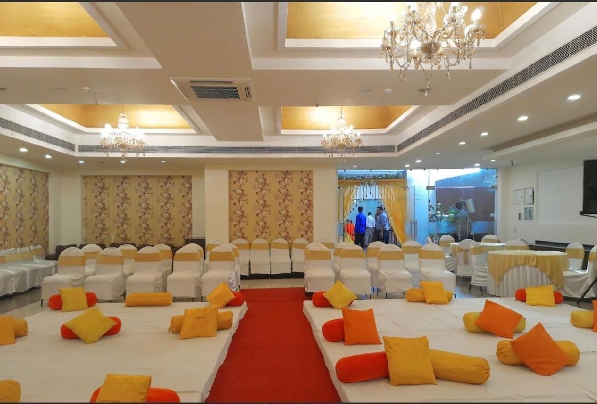 Madhuban Hotel , Nowe Delhi Zewnętrze zdjęcie