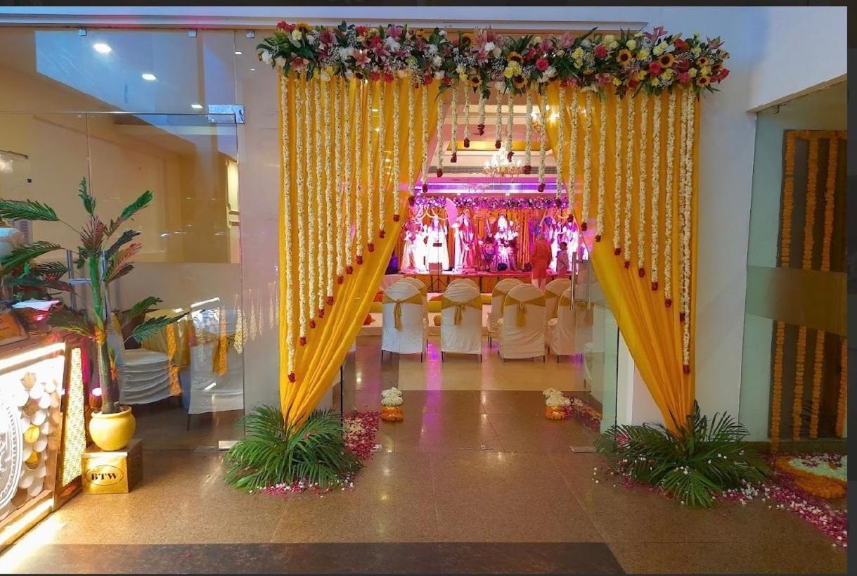 Madhuban Hotel , Nowe Delhi Zewnętrze zdjęcie