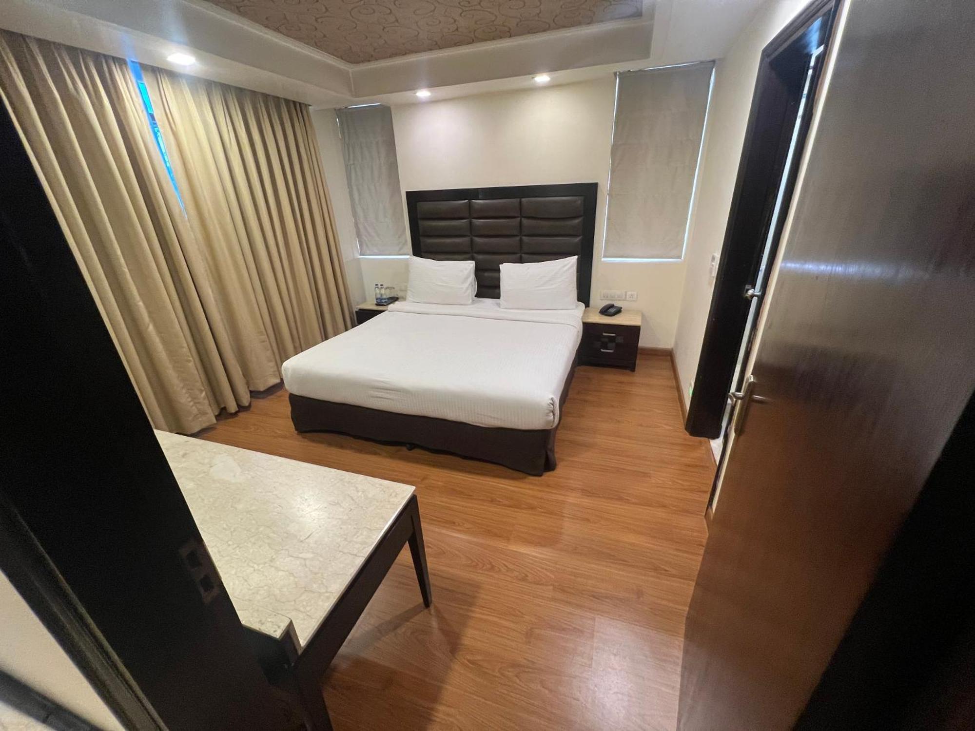 Madhuban Hotel , Nowe Delhi Zewnętrze zdjęcie